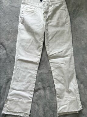 mac and me White High-Rise Jeans with Zip Fly